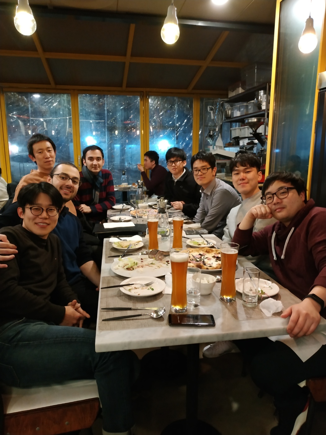 Group dinner. (2019.12)
